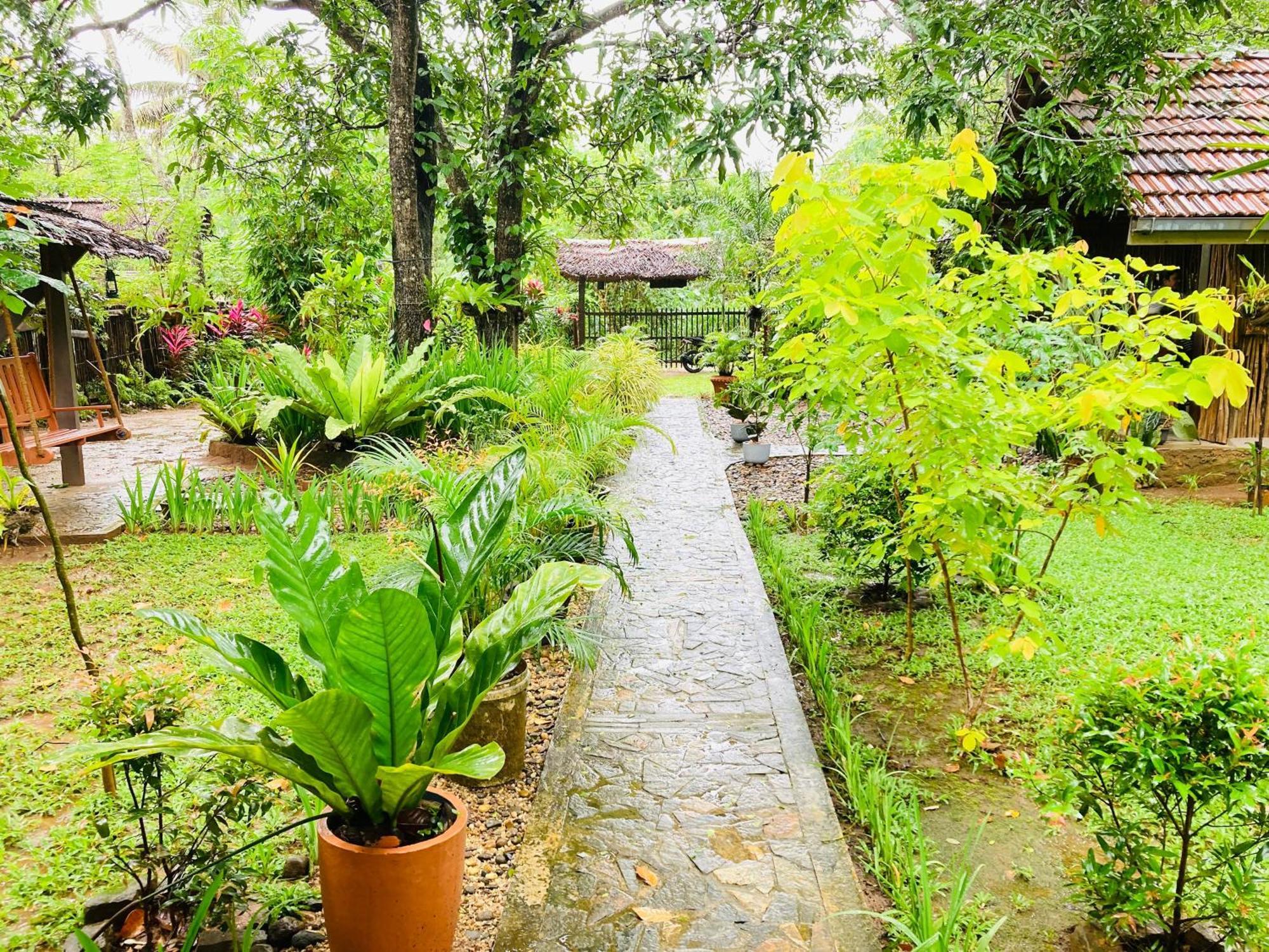 Green Paradise Cottage Udawalawa Удавалаве Екстериор снимка